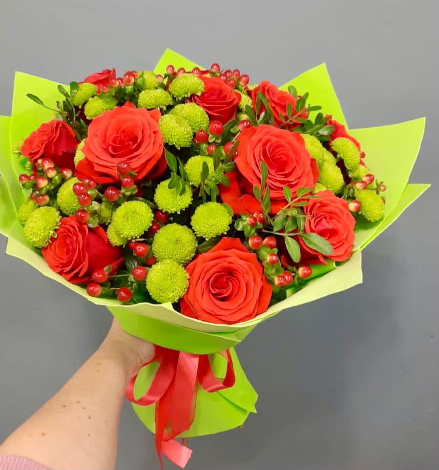 Букет цветов из: Хризантемы и Розы в Чограйском