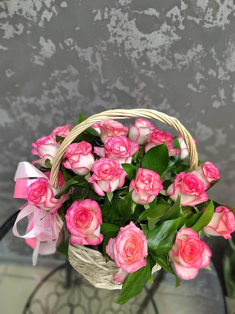Цветочная композиция из Розы в корзине в Чограйском
