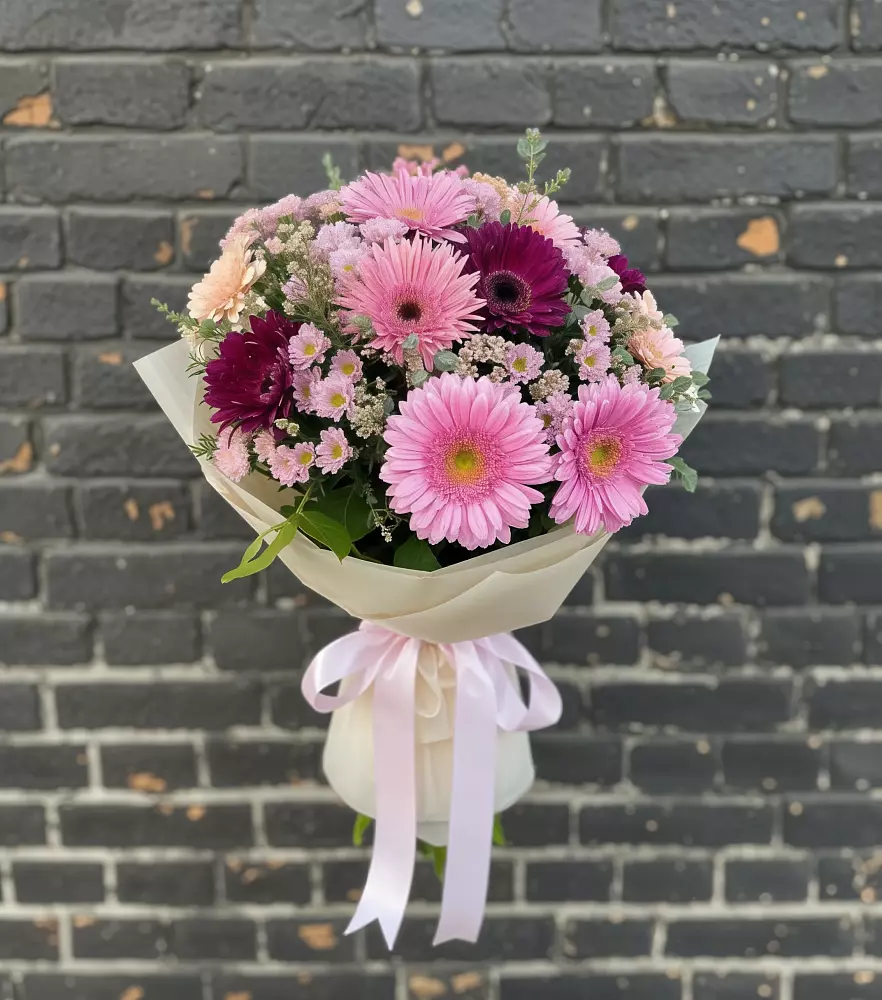 Букет цветов из: Герберы и Хризантемы в Чограйском