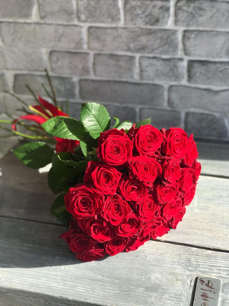 Букет Красные розы Фридом в Чограйском