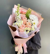 Букет цветов из:  Хризантемы и Розы в Чограйском