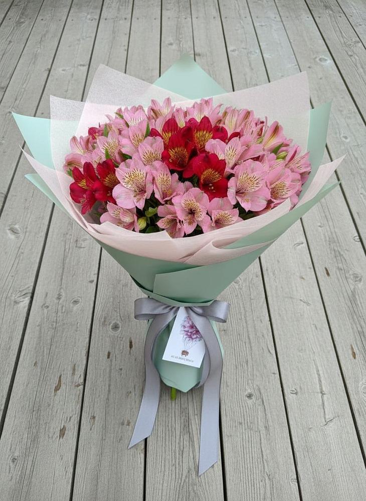 Букет цветов из: Альстромерии в Чограйском
