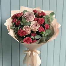 Букет цветов из:  Гвоздики и Розы в Чограйском