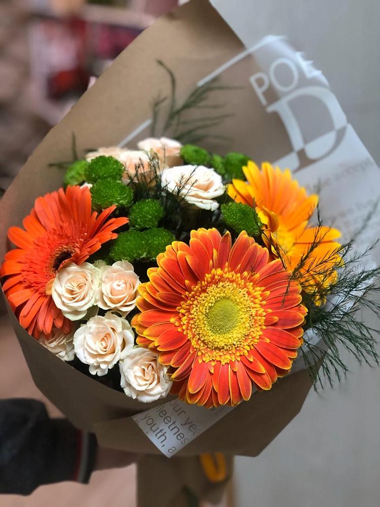 Букет цветов из: Герберы, Хризантемы и Розы в Чограйском