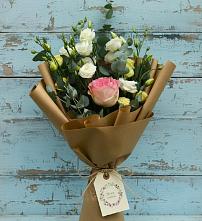 Букет цветов из:  Розы и Лизиантусы #REPLACE_PRED# Чограйском